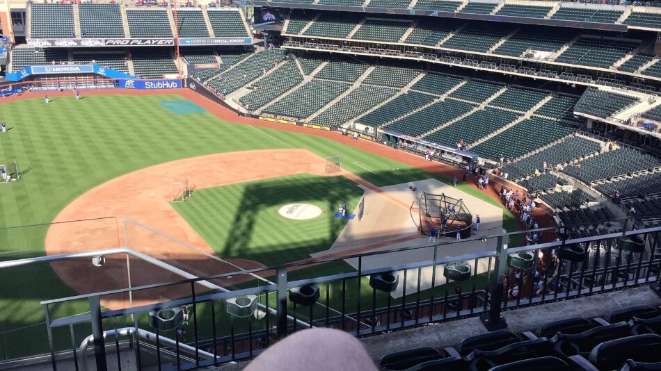 Vista horizontal del terreno de Citi Field, estadio de los New York Mets
