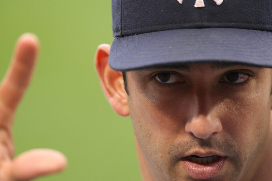 Jorge Posada bateando con los Yankees de Nueva York en una fotografía de archivo
